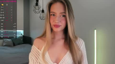 Snapshot of longoriaeva chatting on April 25, 2026, 4:15 pm Eva online show from April 25, 2026, 4:15 pm