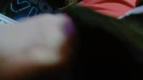 Londoncashmere69  online show from March 6, 2025, 3:02 am