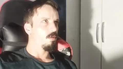 Snapshot of lookaz4010 chatting on December 29, 2024, 4:40 pm Lucas online show from December 29, 2024, 4:40 pm