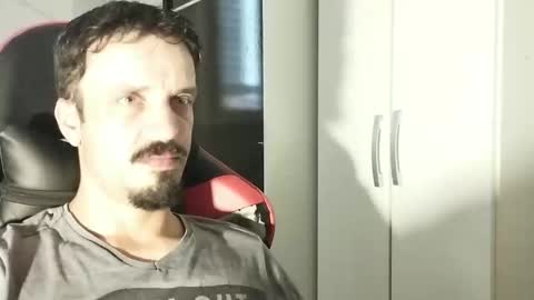 Snapshot of lookaz4010 chatting on January 20, 2025, 3:28 pm Lucas online show from January 20, 2025, 3:28 pm