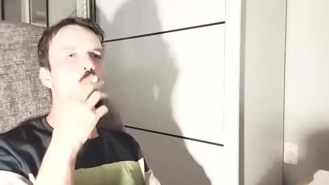 Lucas online show from December 13, 2025, 7:53 pm