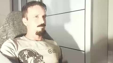 Snapshot of lookaz4010 chatting on February 10, 2026, 12:31 pm Lucas online show from February 10, 2026, 12:31 pm