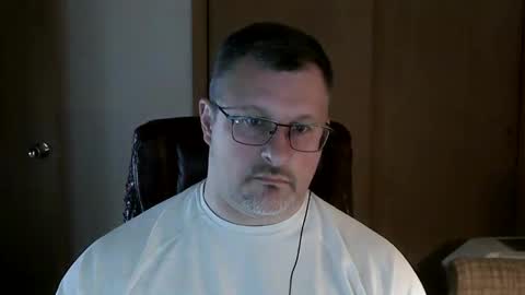 Snapshot of lookin75 chatting on October 27, 2025, 3:21 am lookin75 online show from October 27, 2025, 3:21 am