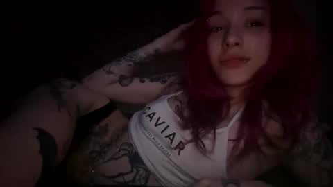 Snapshot of lookingforlona chatting on November 25, 2025, 3:01 pm lookingforlona online show from November 25, 2025, 3:01 pm