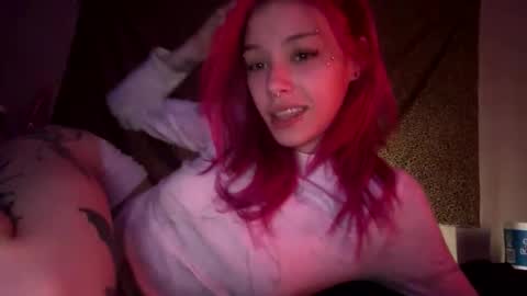 Snapshot of lookingforlona chatting on December 1, 2025, 3:06 pm lookingforlona online show from December 1, 2025, 3:06 pm