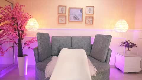 Loona Nyx online show from November 11, 2025, 11:43 am