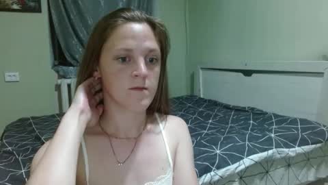 Snapshot of lora879 chatting on May 27, 2026, 7:55 pm Lora online show from May 27, 2026, 7:55 pm