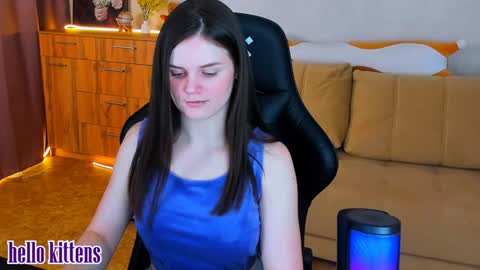 Snapshot of lora_cain chatting on December 12, 2024, 12:55 pm Lora Cain online show from December 12, 2024, 12:55 pm