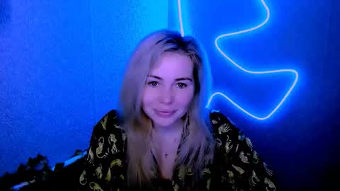 Lora online show from March 5, 2026, 3:24 am