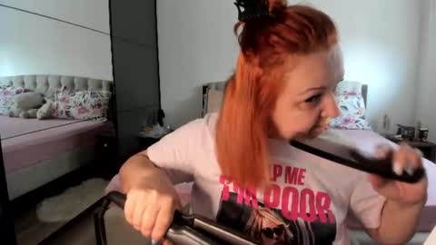 Snapshot of loraflame chatting on July 13, 2026, 9:45 am Lora online show from July 13, 2026, 9:45 am