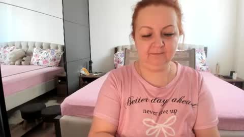 Snapshot of loraflame chatting on July 15, 2026, 8:41 am Lora online show from July 15, 2026, 8:41 am