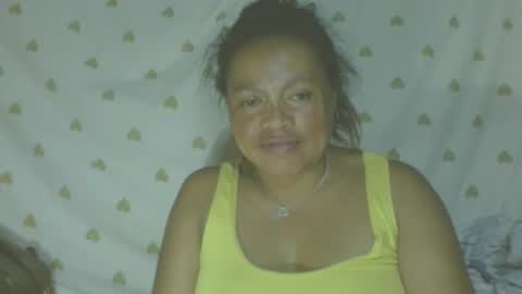 Snapshot of lorahvane chatting on April 27, 2026, 1:42 pm LorahVane online show from April 27, 2026, 1:42 pm