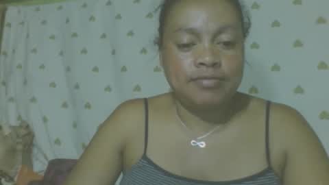 LorahxVane online show from May 11, 2026, 12:11 pm