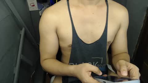 Snapshot of lord_of_cum69 chatting on February 18, 2025, 2:59 am Macky online show from February 18, 2025, 2:59 am