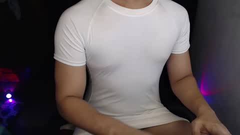 Snapshot of lord_of_cum69 chatting on May 4, 2026, 2:07 am Macky online show from May 4, 2026, 2:07 am