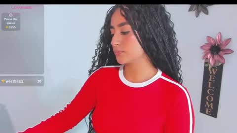 Snapshot of lore_rey chatting on October 31, 2025, 10:11 pm lore_rey online show from October 31, 2025, 10:11 pm