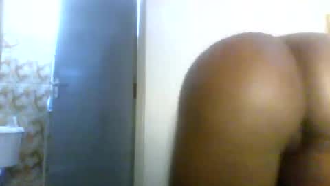 LORELAH online show from November 28, 2025, 7:00 am