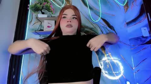 lorems_ online show from November 12, 2025, 11:10 am