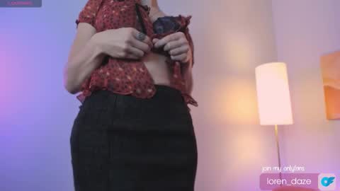 Loren online show from November 11, 2025, 2:50 pm