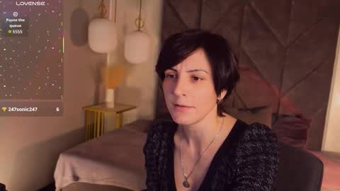 Snapshot of loren_daze chatting on December 20, 2025, 7:15 am Loren online show from December 20, 2025, 7:15 am