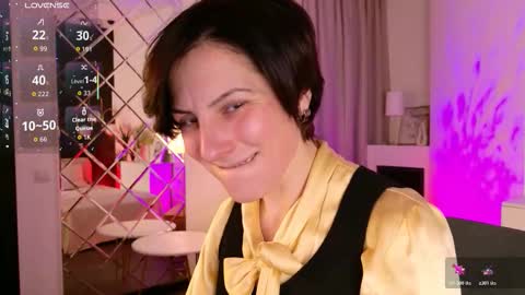 Snapshot of loren_daze chatting on January 6, 2026, 7:56 am Loren online show from January 6, 2026, 7:56 am