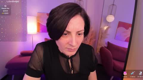 Snapshot of loren_daze chatting on February 20, 2026, 1:55 pm Loren online show from February 20, 2026, 1:55 pm