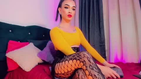 Snapshot of lorena_capelli_ chatting on October 8, 2025, 3:04 am lesly lorena online show from October 8, 2025, 3:04 am
