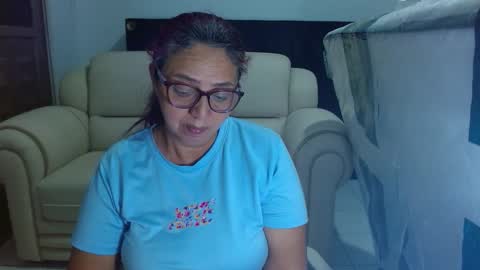 Lorena.. online show from October 15, 2025, 2:44 am