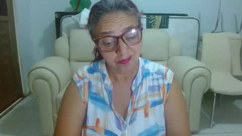 Lorena.. online show from October 19, 2025, 9:37 pm