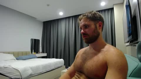 Snapshot of lorenzolux chatting on April 8, 2026, 4:51 pm Lorenz online show from April 8, 2026, 4:51 pm