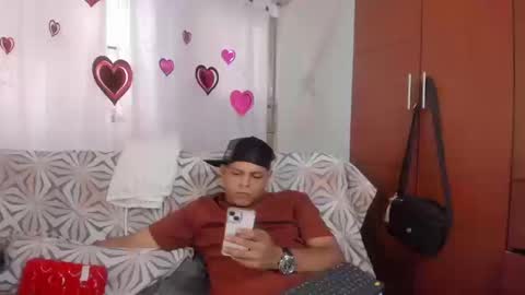 Queen Loreth online show from September 15, 2025, 5:24 pm