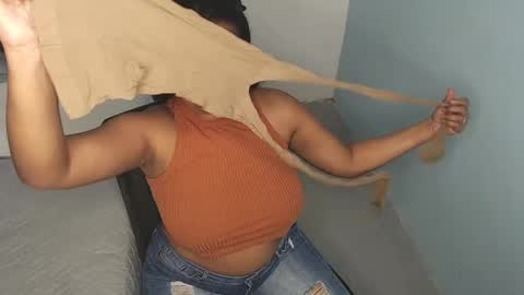 Loretta Gmez online show from April 12, 2026, 12:04 am