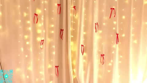 Chloe for Fan BlackHole online show from March 9, 2026, 5:50 pm