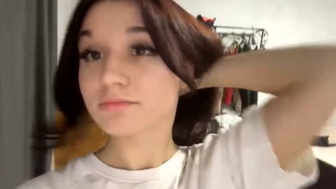 Snapshot of lorettedekay chatting on October 9, 2025, 3:43 pm Kate online show from October 9, 2025, 3:43 pm