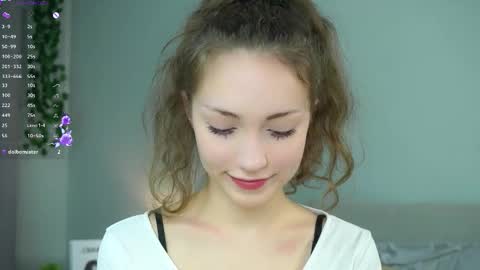 Naomi online show from November 5, 2025, 10:43 pm