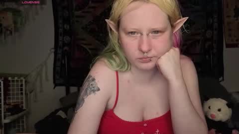 Lori Critter online show from May 15, 2026, 11:56 pm