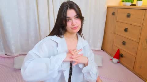 Snapshot of lorindastanke chatting on May 5, 2026, 8:28 pm Nicole online show from May 5, 2026, 8:28 pm