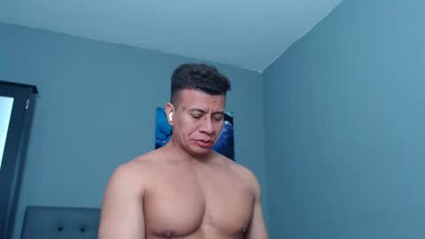 Snapshot of lothbrok_strong chatting on November 7, 2025, 1:27 am lothbrok online show from November 7, 2025, 1:27 am