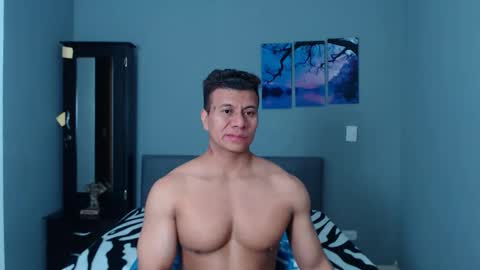 Snapshot of lothbrok_strong chatting on December 16, 2025, 10:15 pm lothbrok online show from December 16, 2025, 10:15 pm