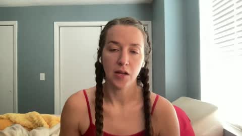 Snapshot of lothlori chatting on July 4, 2026, 3:29 pm lothlori online show from July 4, 2026, 3:29 pm