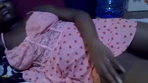 lotty_lavilla online show from November 7, 2025, 11:27 pm