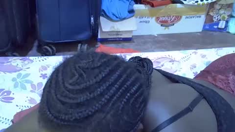 lotty_lavilla online show from January 8, 2026, 6:37 am