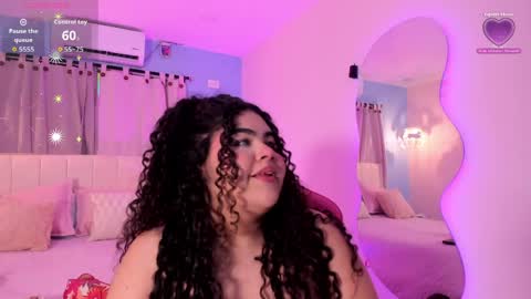 Snapshot of lou_22_ chatting on March 26, 2026, 1:49 pm Lou online show from March 26, 2026, 1:49 pm