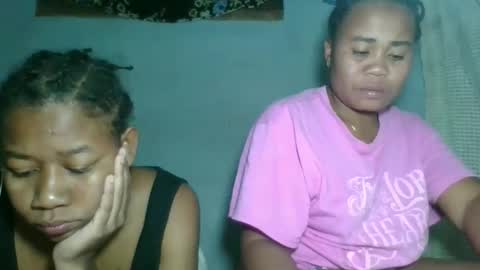 louane98 online show from April 10, 2026, 8:24 pm