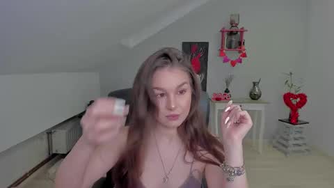 louannahart online show from February 12, 2026, 5:13 am