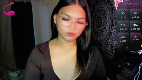 Snapshot of louheart chatting on June 2, 2026, 8:44 pm Sweet online show from June 2, 2026, 8:44 pm