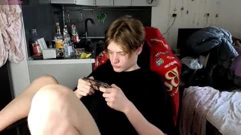 louie_evans online show from March 9, 2026, 7:56 am