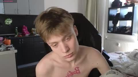 louie_evans online show from April 17, 2026, 10:18 am