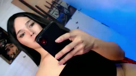 louilalicious online show from February 3, 2025, 7:29 am