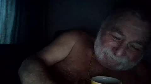 Snapshot of louis_chokdee chatting on January 6, 2025, 3:40 pm louis_chokdee online show from January 6, 2025, 3:40 pm